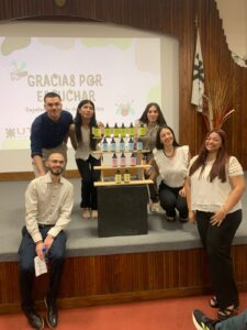 PRESENTACION DE PROYECTOS DE QUÍMICA APLICADA DE ESTUDIANTES DE TERCER AÑO